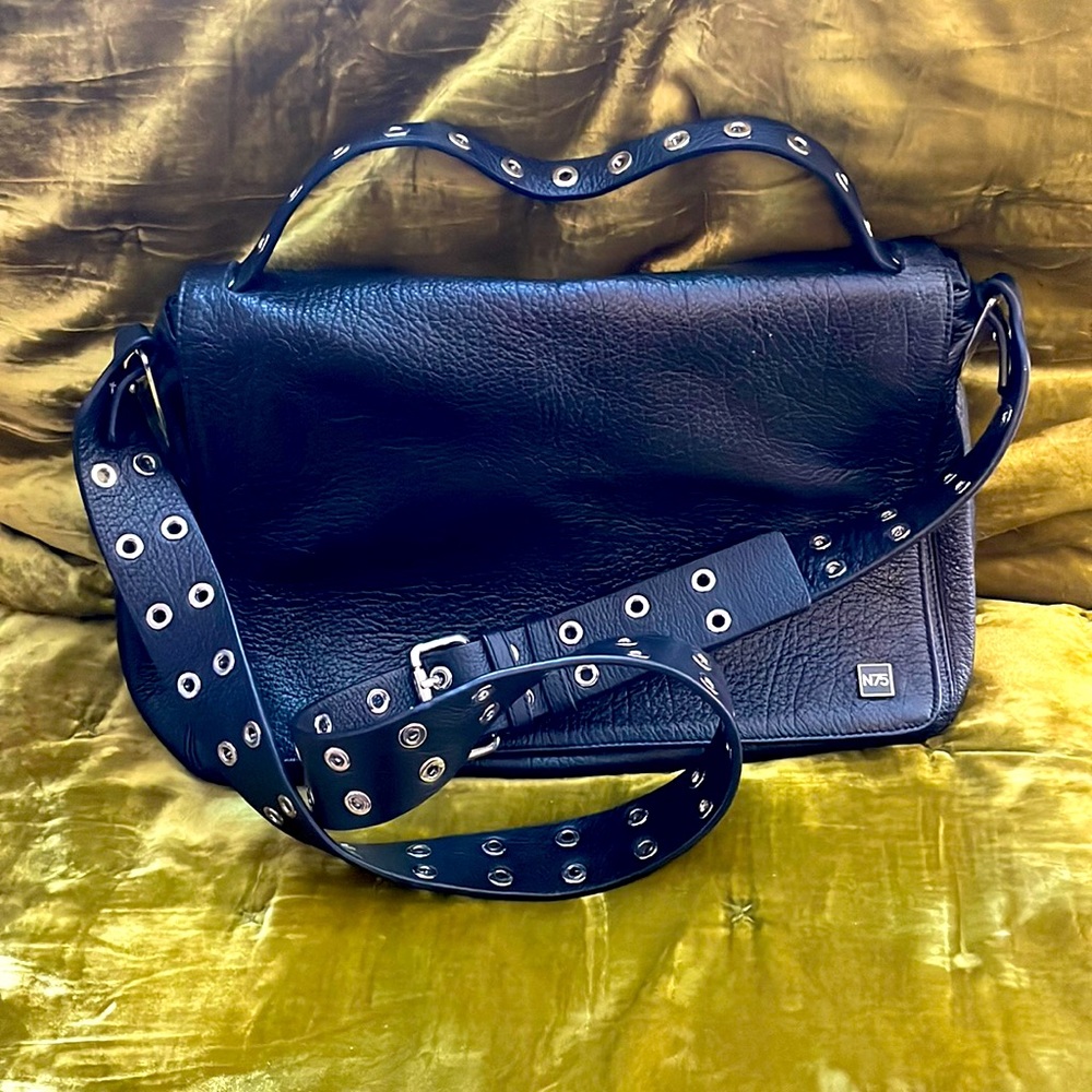 N75 leather purse